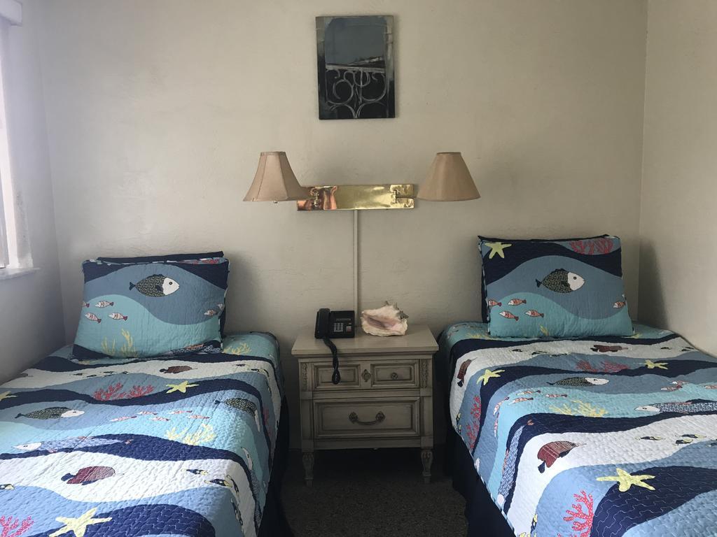 South Beach Inn - ココアビーチ エクステリア 写真